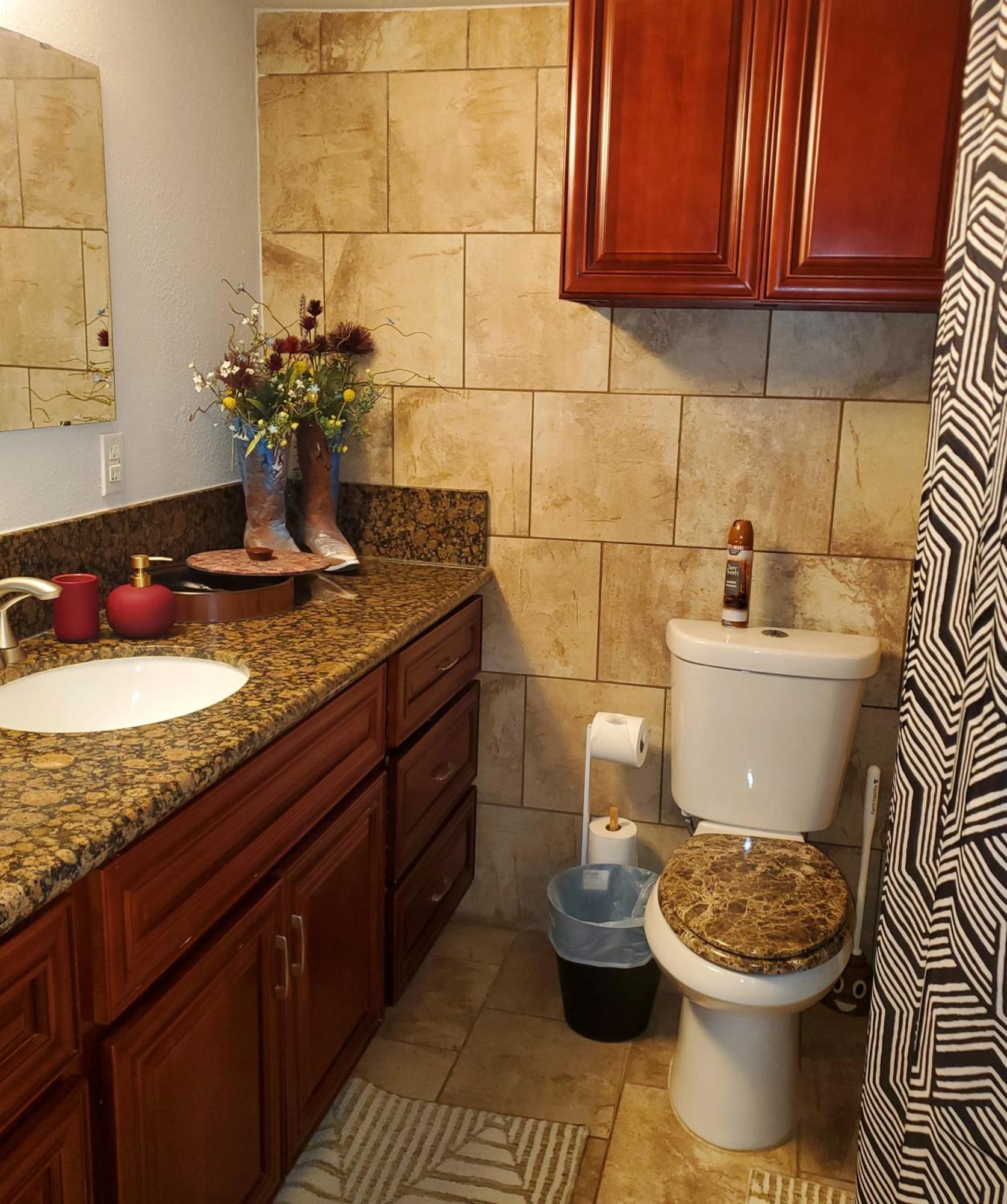 Austin Uncommon Room Rentals Bagian luar foto